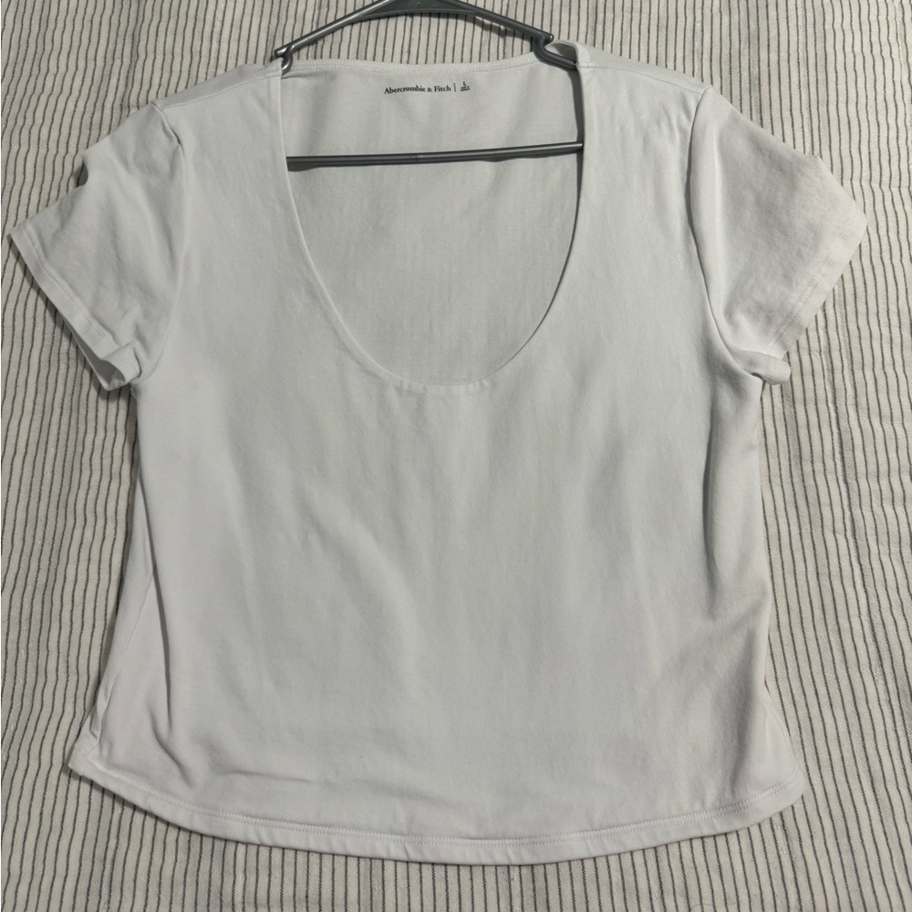Cotton Seamless Fabric Scoopneck Tee